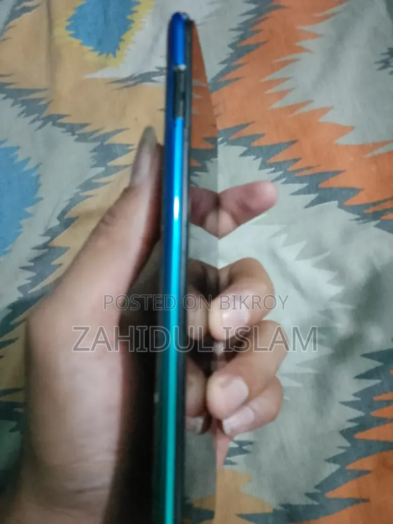 Tecno Spark Go 64 GB Blue