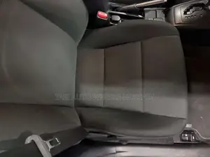 Toyota Axio ২০২১ সাদা