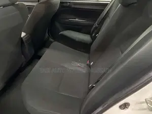 Toyota Axio ২০২১ সাদা