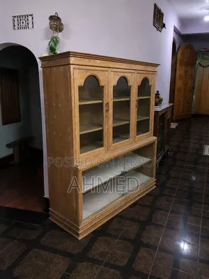 Original Shegun Wood Showcase
