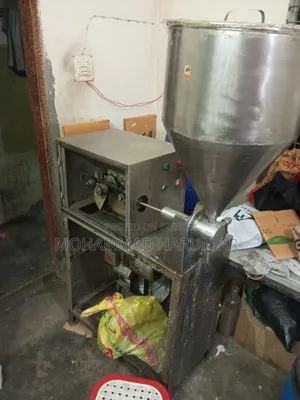 Liquid and Paste Filling Machine (Automatic Filling Machine)