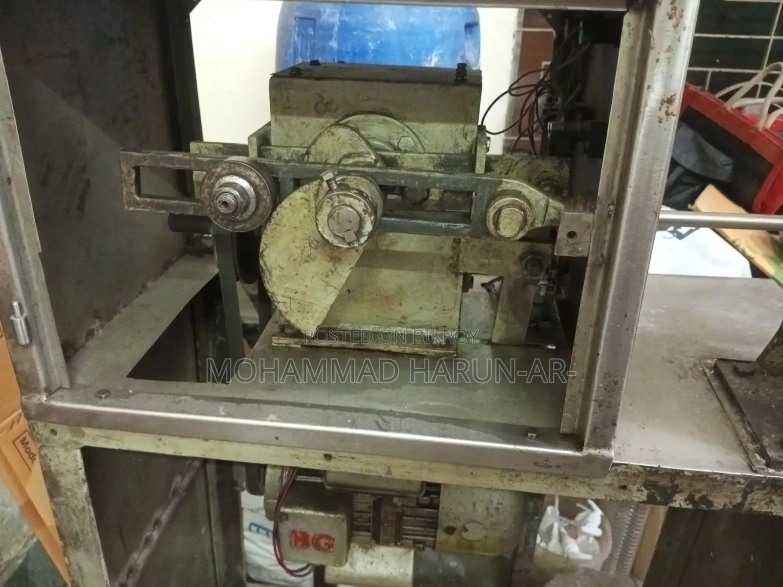 লিকুইড এবং পেস্ট ফিলিং মেশিন (Automatic Filling Machine)