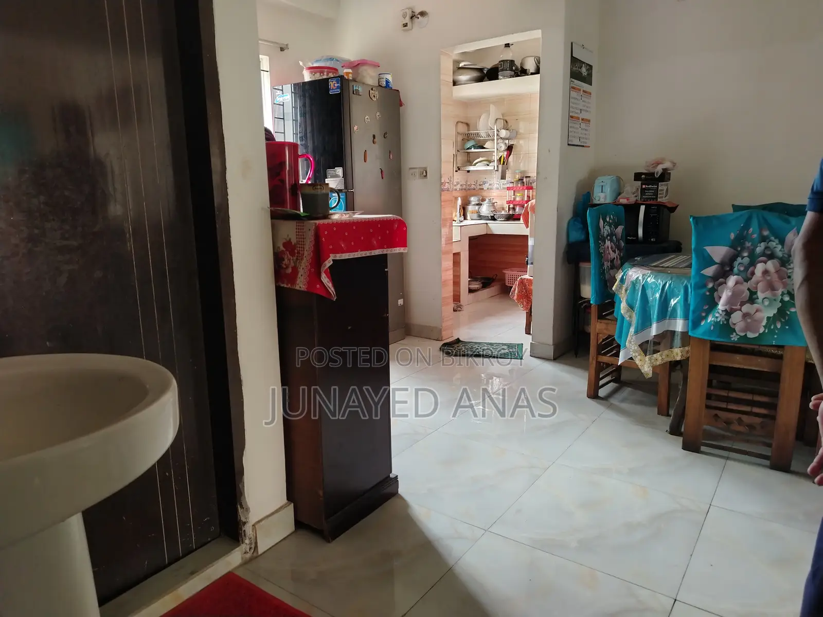 Furnished 3-Bedroom Apartment in Rampura for Sale