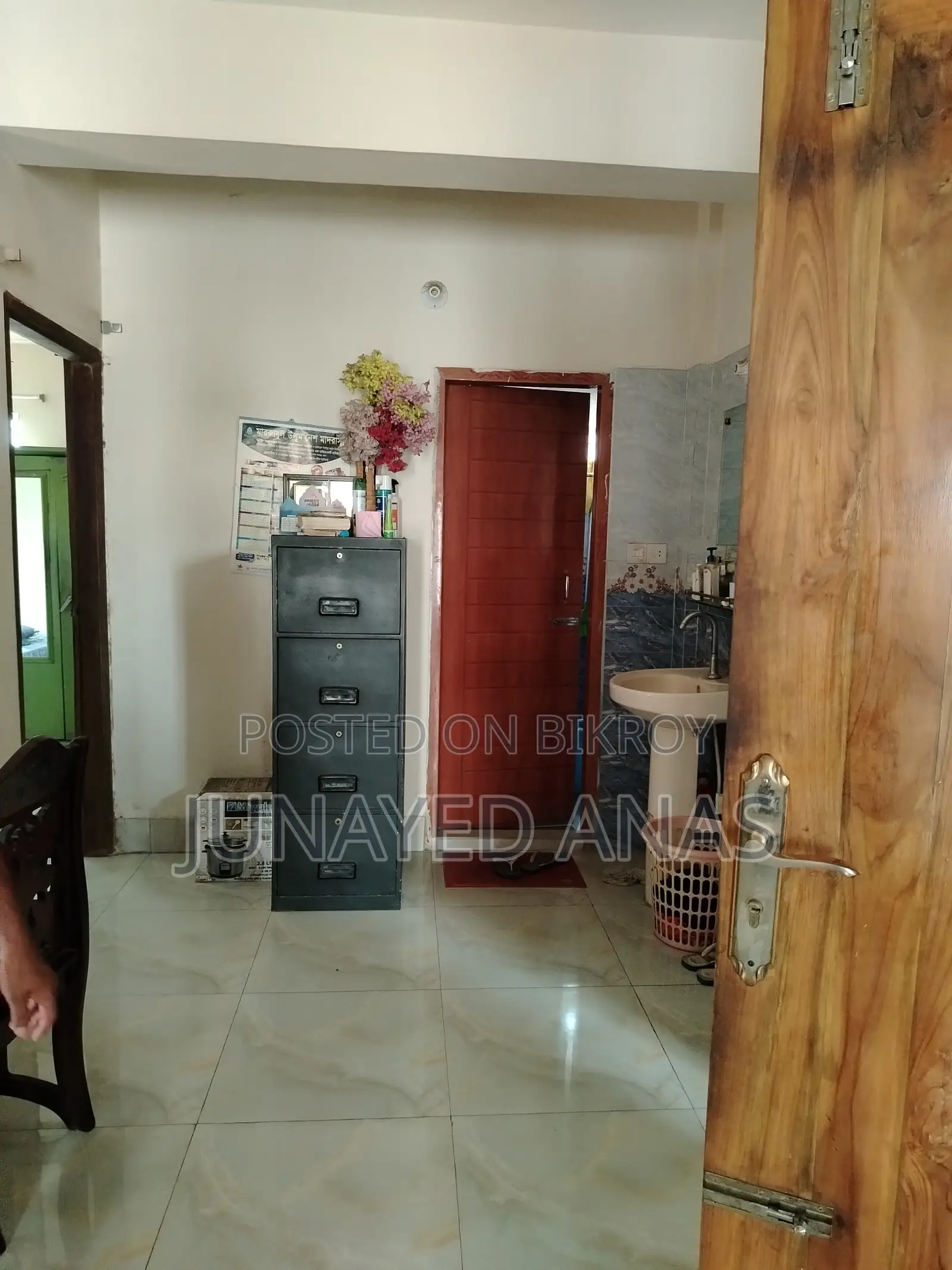 Furnished 3-Bedroom Apartment in Rampura for Sale
