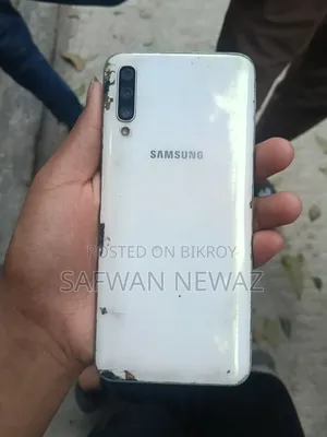 Samsung Galaxy A70 128 GB White