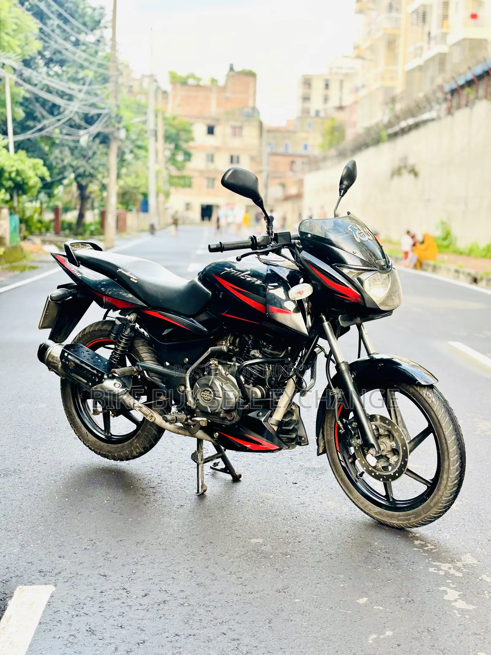 বাজাজ পালসার ১৫০ ২০২০ কালো