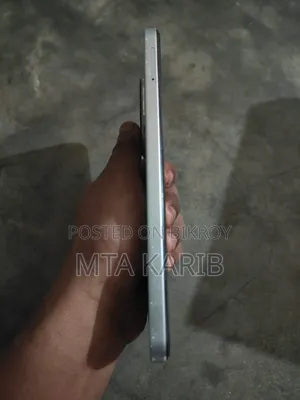 Tecno Spark 30C 128 GB White