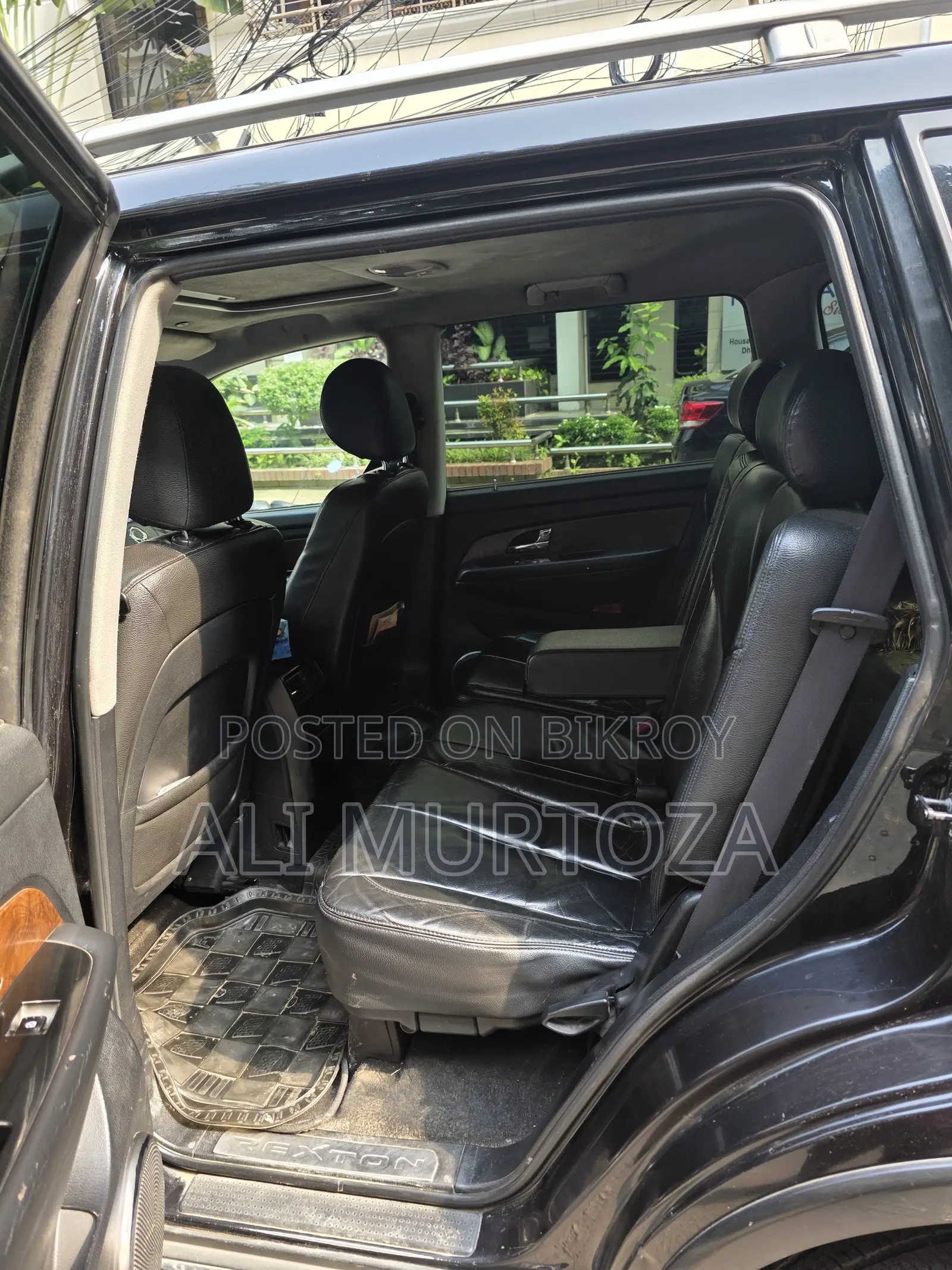SsangYong Rexton 2016 Black