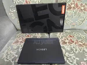 New Laptop Lenovo Legion Pro 7 32GB AMD Ryzen 9 SSD 3T