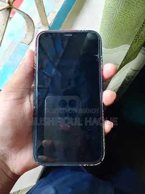 অ্যাপল আইফোন ১১ ১২৮ জিবি ব্ল্যাক