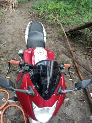 Suzuki Gixxer SF FI 2021 Pink