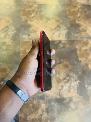 Apple iPhone 11 128 GB Red