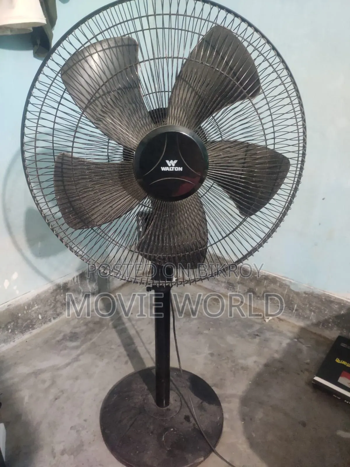 Walton Stand Fan