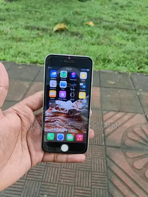 Apple iPhone 6s 64 GB Silver