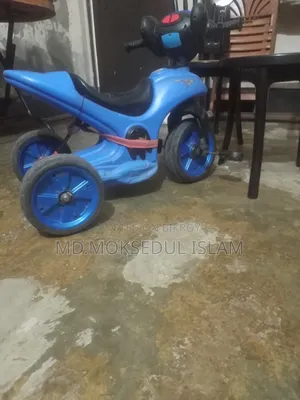 এই বেবি সাইকেলটি বিক্রি করব।