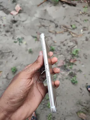 Apple iPhone 6 Plus 64 GB Gold
