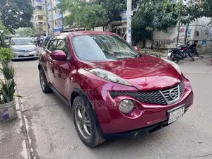 Nissan Juke S 2011 Maroon