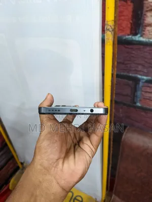 Realme 128 GB Black