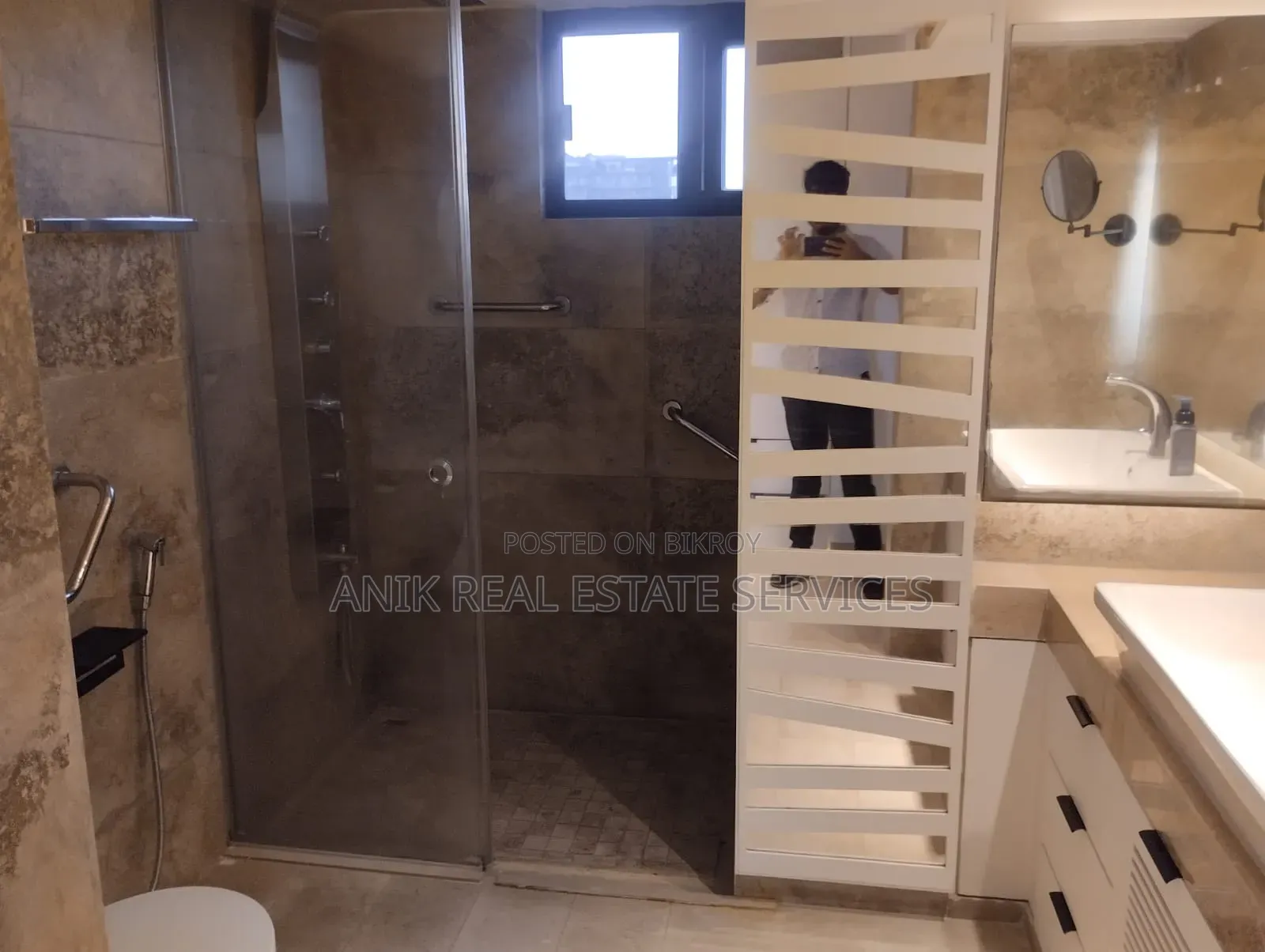 Furnished 3-Bedroom Apartment in Anik Real Estate, Gulshan for Rent