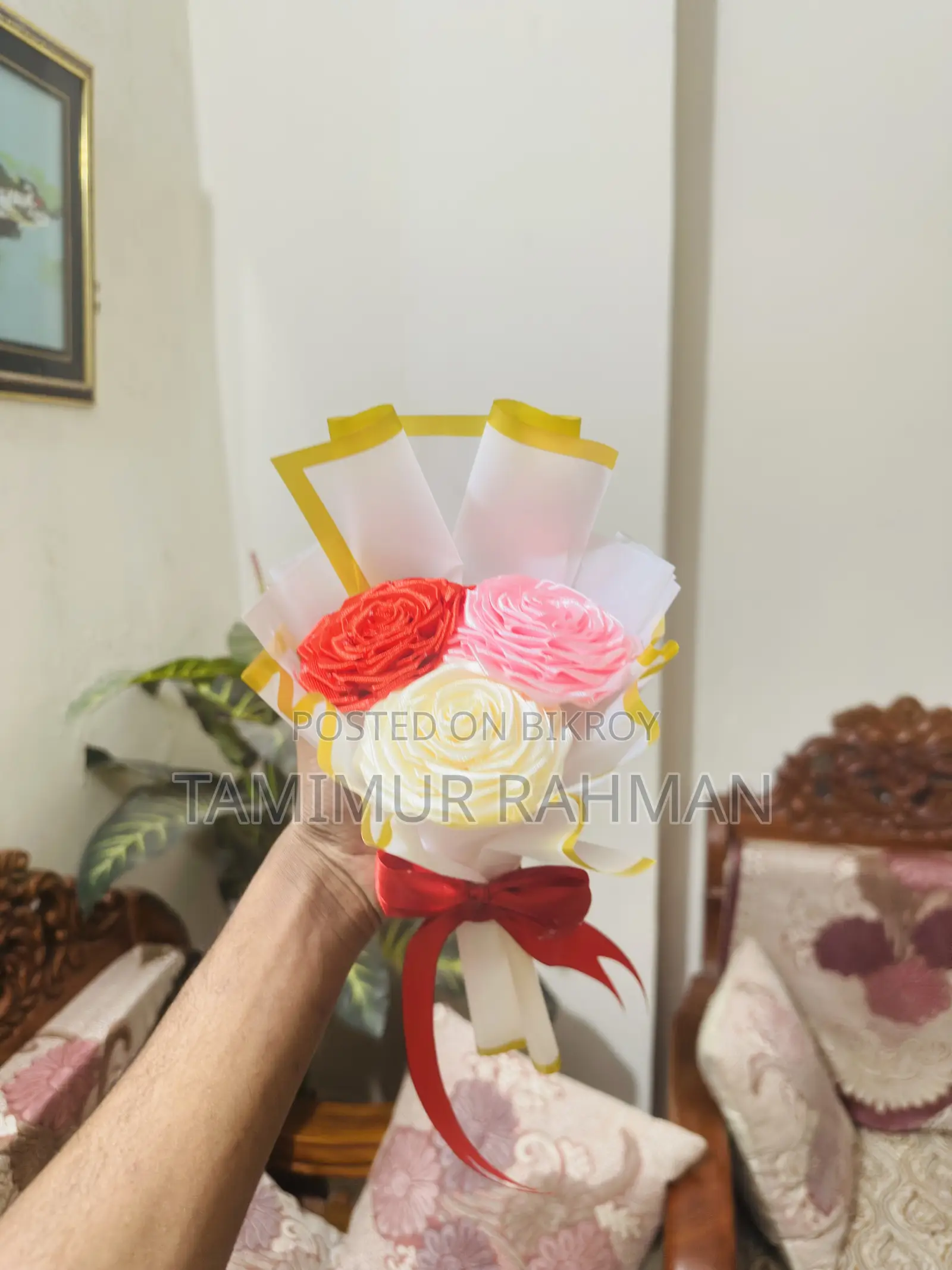 রিবন ফ্লাওয়ার তোড়া