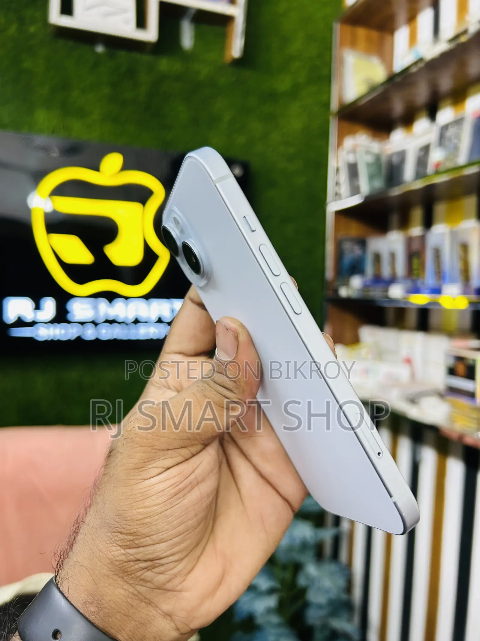 Apple iPhone 15 128 GB White