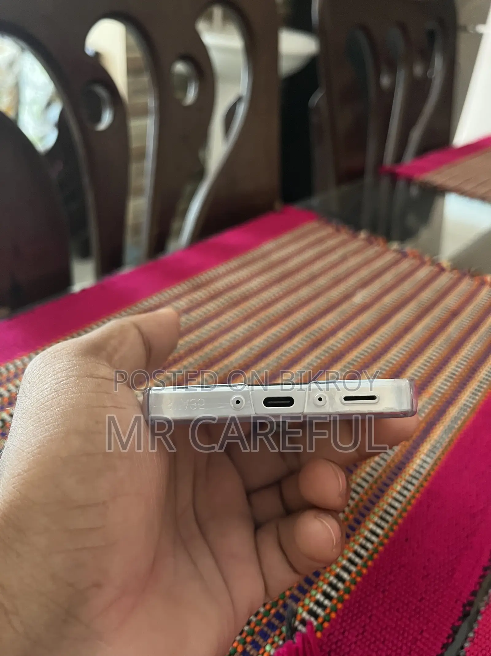 স্যামসাং গ্যালাক্সি এ৩৫ ১২৮ জিবি হোয়াইট