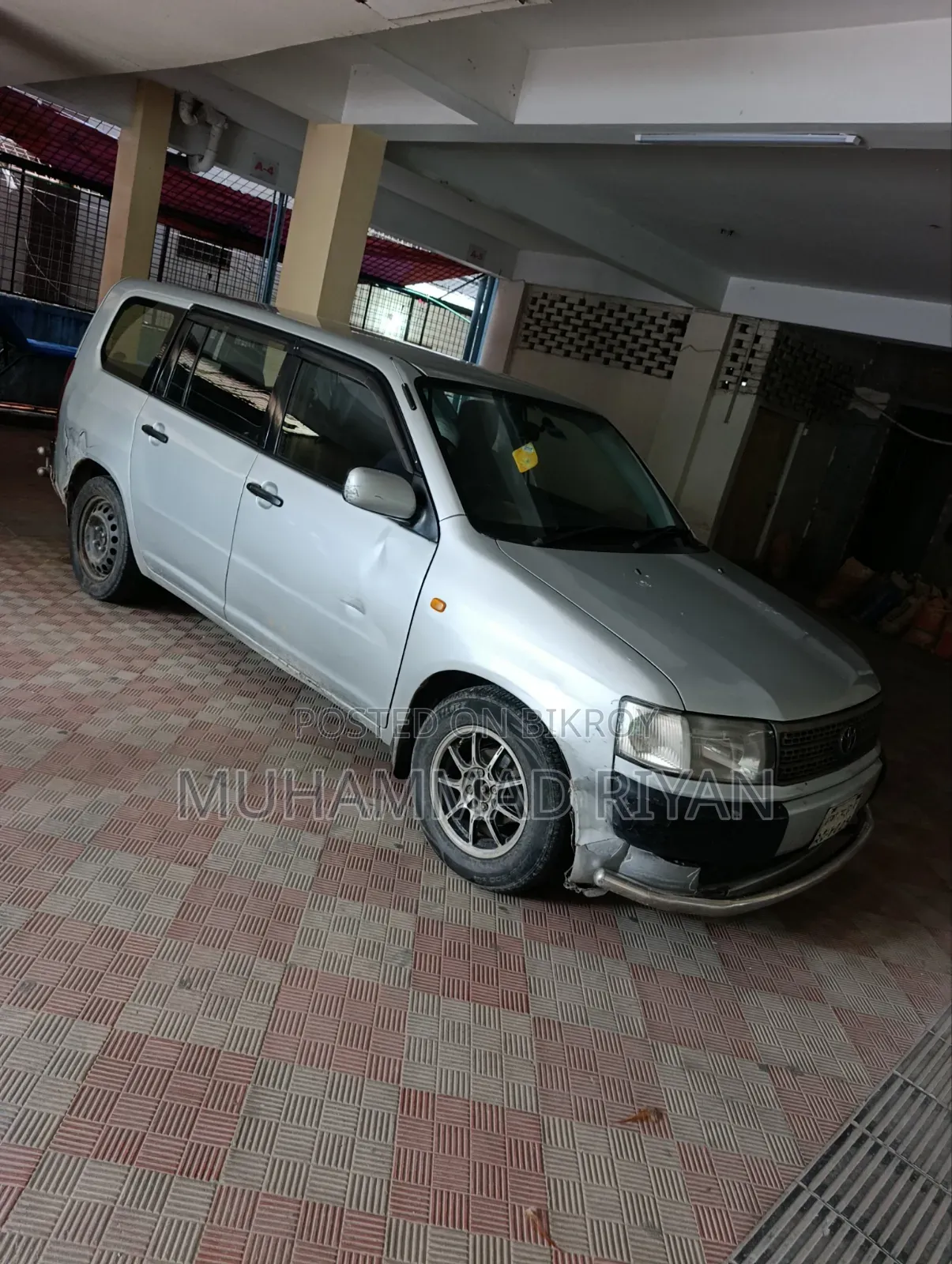 Toyota Probox 2004 Silver