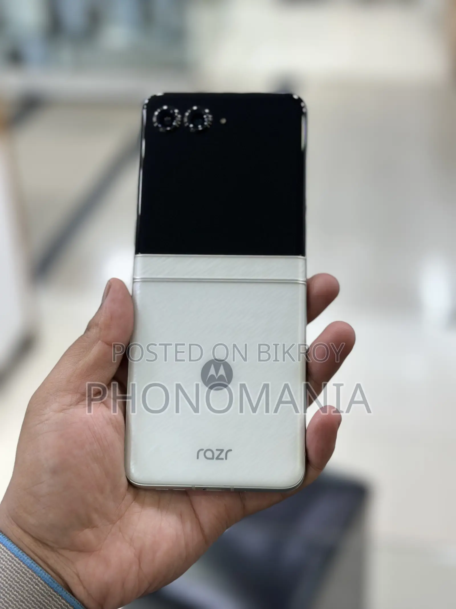 Motorola Razr 60 256 GB White