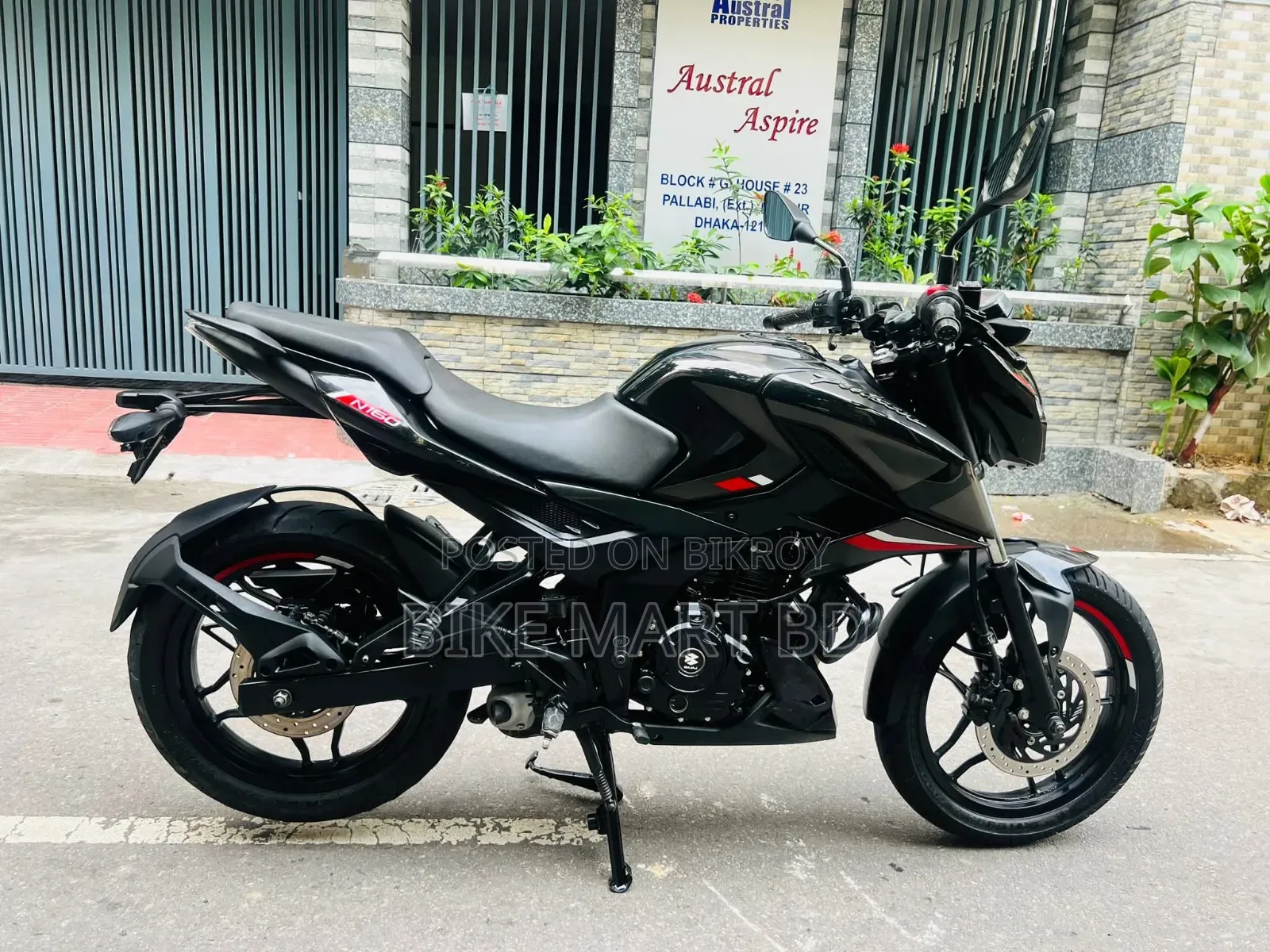 Bajaj Pulsar N160 2024 Black