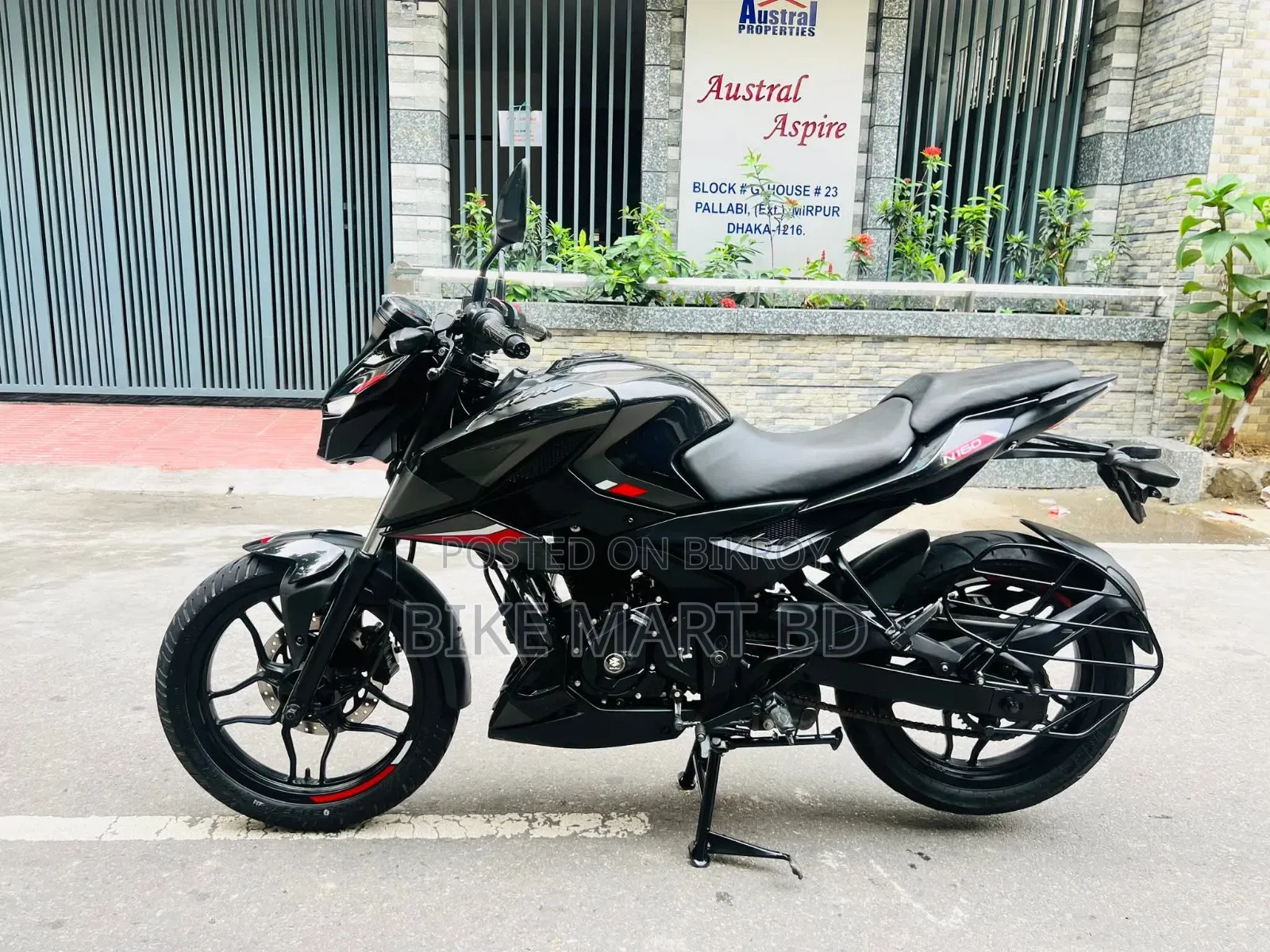 Bajaj Pulsar N160 2024 Black
