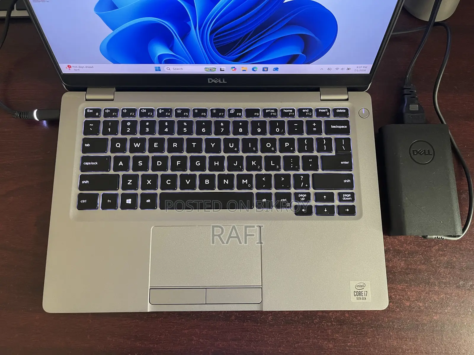 Laptop Dell Latitude 5310 8GB Intel Core i7 SSD 256GB