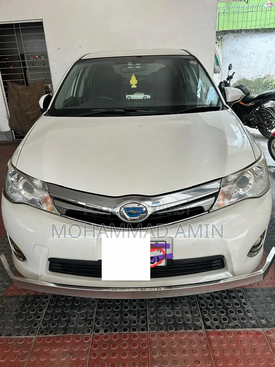টয়োটা করোলা ফিল্ডার ২০১৩ পার্ল