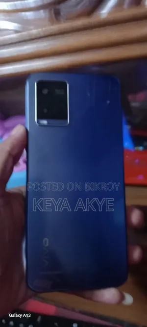 Vivo Y21 64 GB Blue