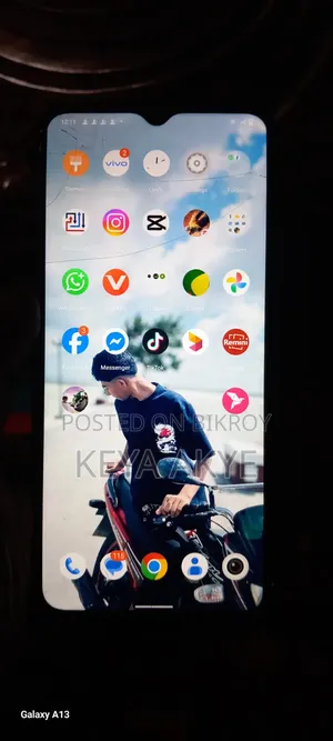 Vivo Y21 64 GB Blue