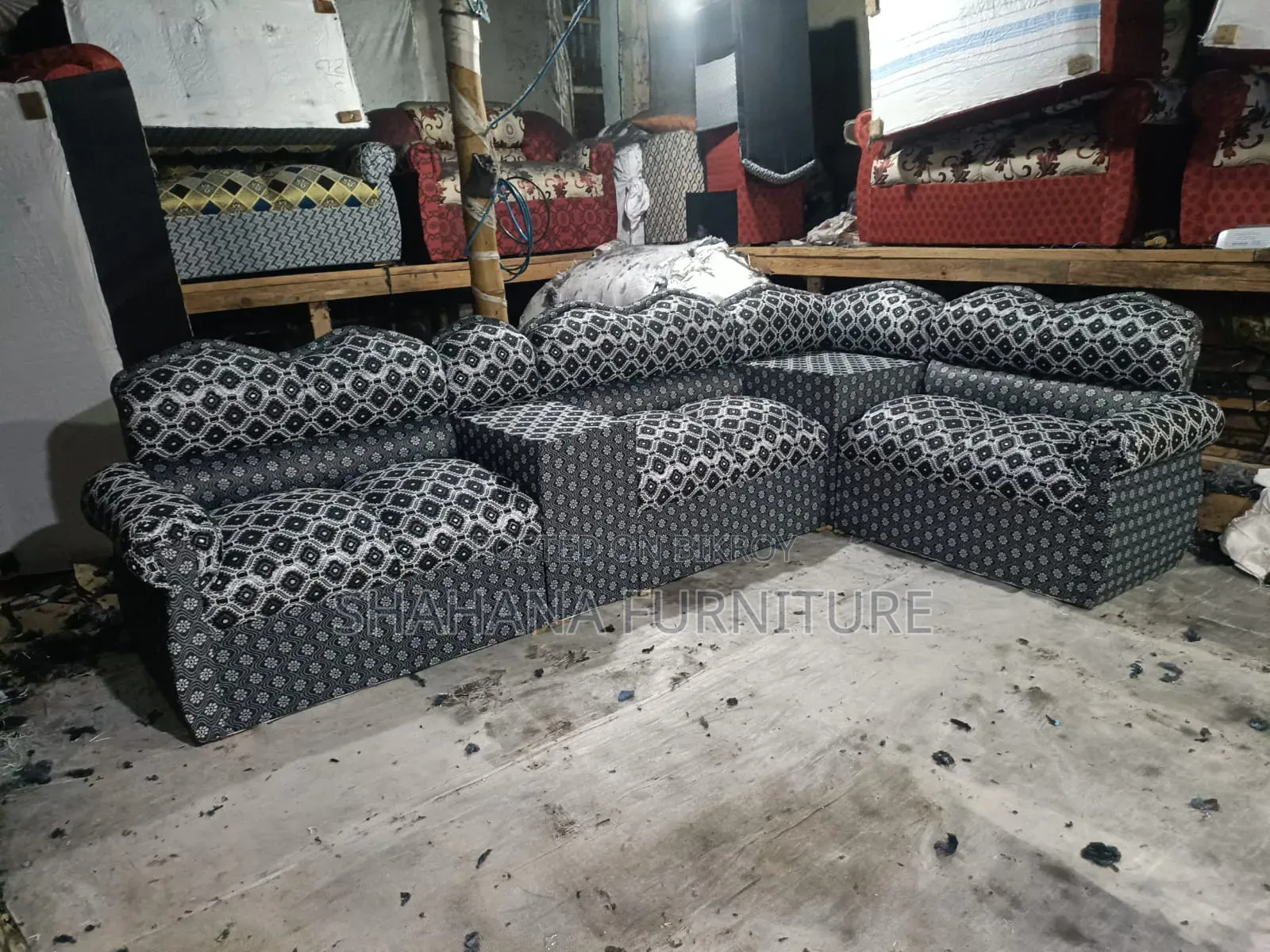 ঘরের জন্য সোফা সেট কিনুন শাহানা ফার্ণিচার