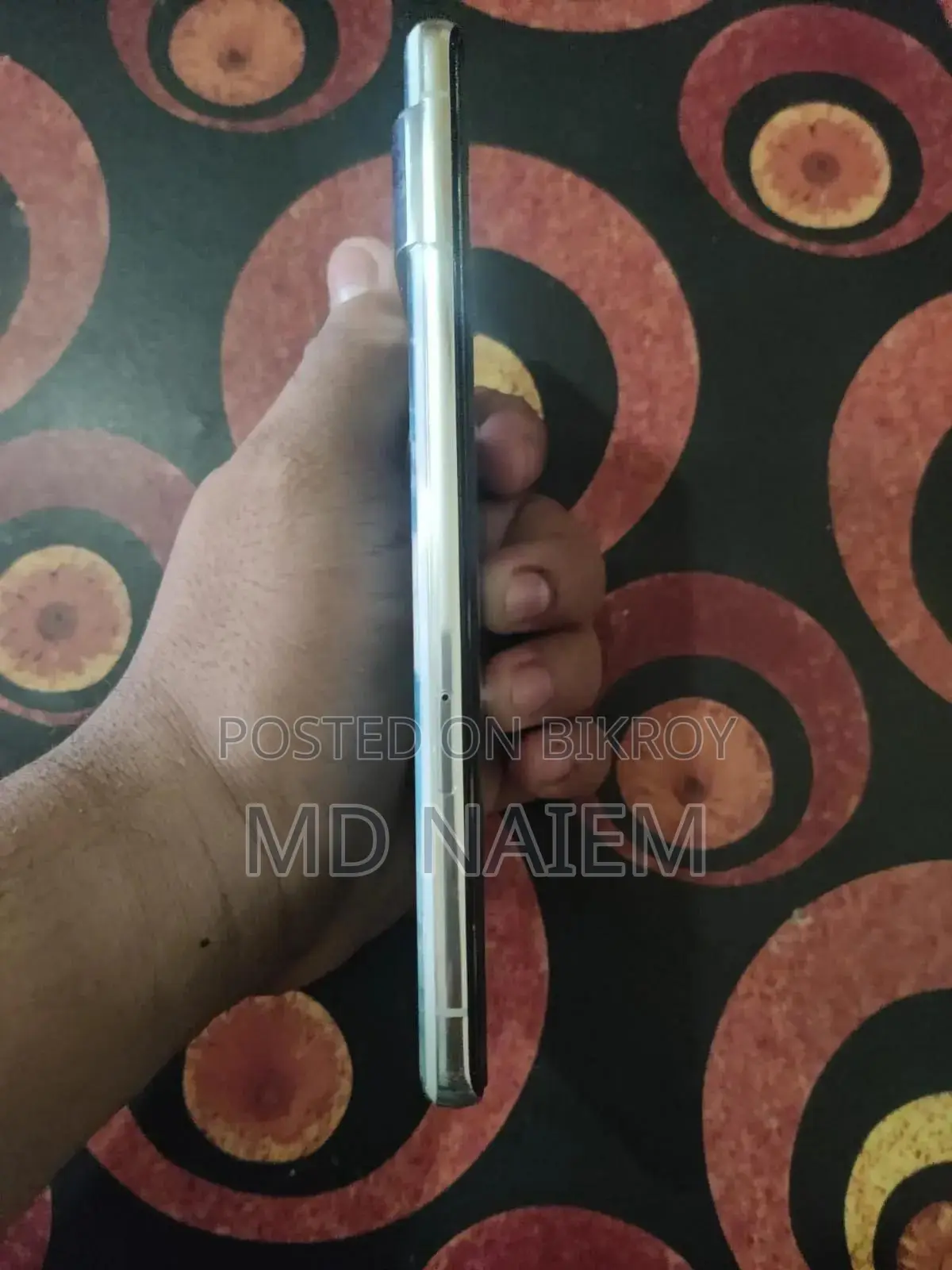 গুগল পিক্সেল ৭ প্রো ১২৮ জিবি সাদা