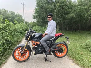 Runner Bolt 165R 2019 Black