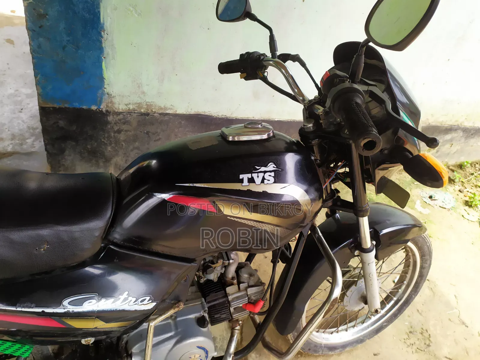 TVS 2010 Black