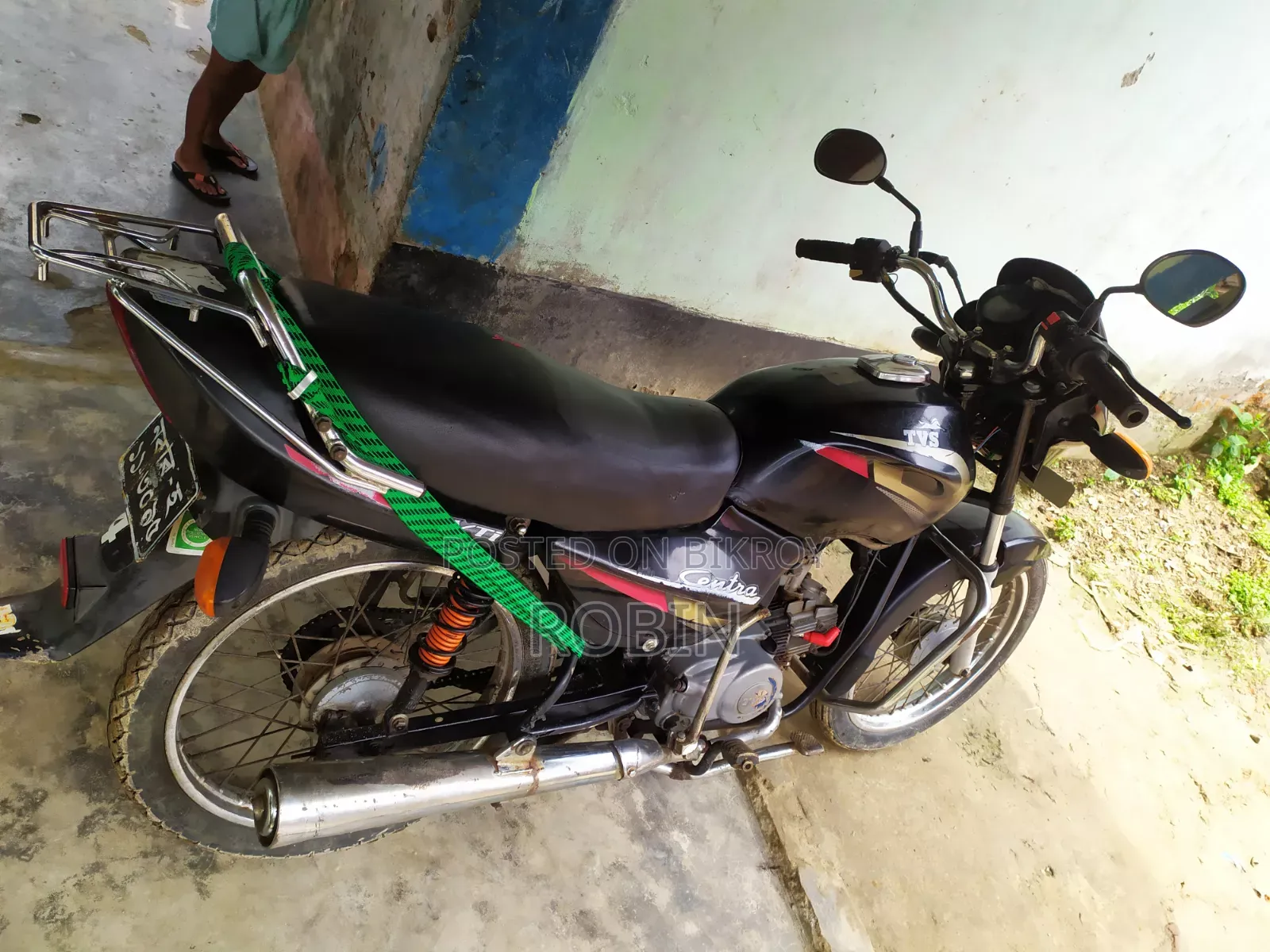 TVS 2010 Black
