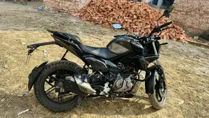 Hero Xtreme 125R 2025 Black