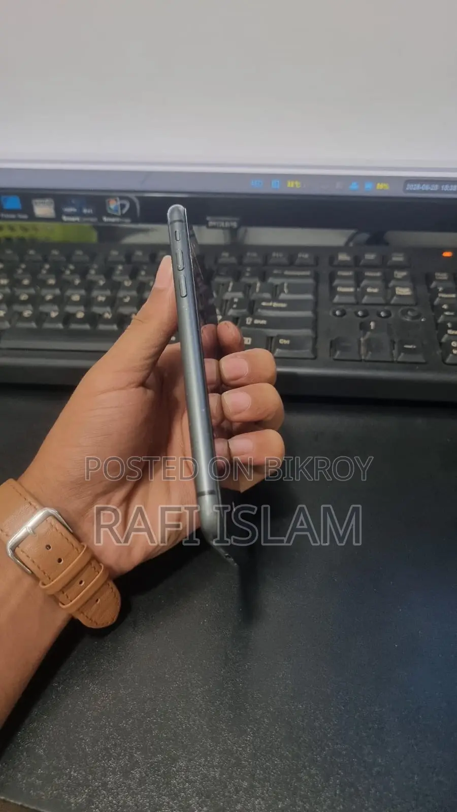 Apple iPhone 11 64 GB Black