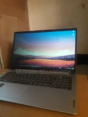 Laptop Lenovo IdeaPad 1 8GB AMD Ryzen 5 SSD 512GB