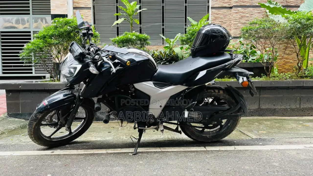 TVS Apache RTR 160 4V 2022 Black