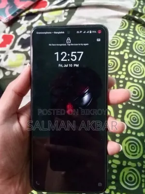 New iQOO 8 GB Black