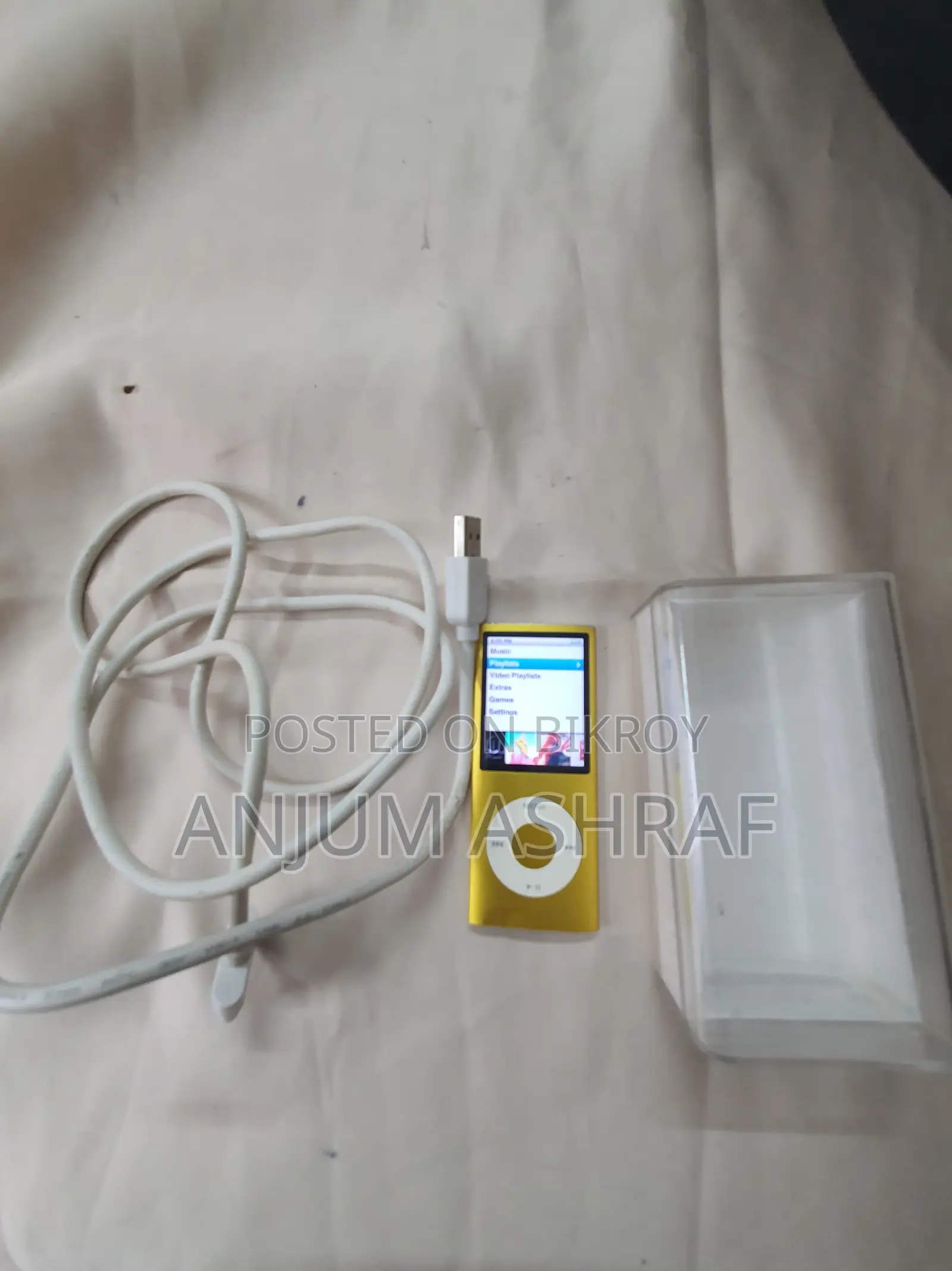 Apple iPod Nano 5th Gen (8gb)