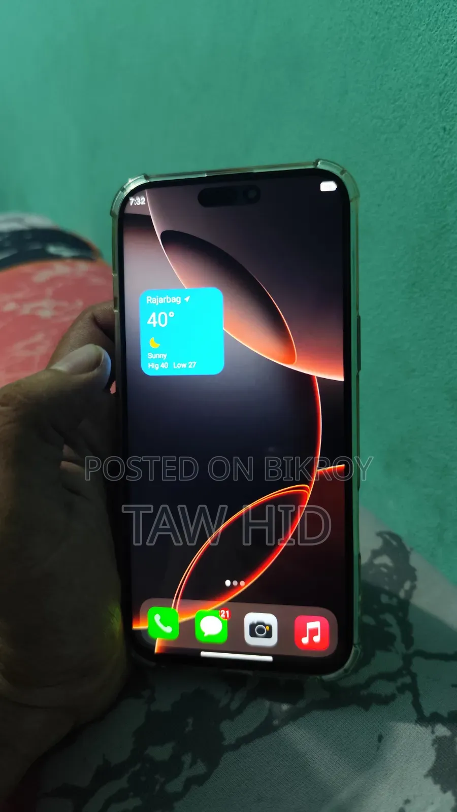 Mobile Phone 128 GB Gold