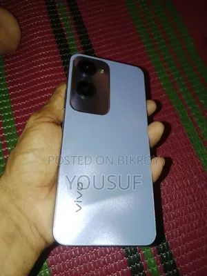 Vivo Y28s 128 GB Bronze
