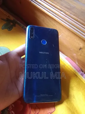 Walton 32 GB Blue