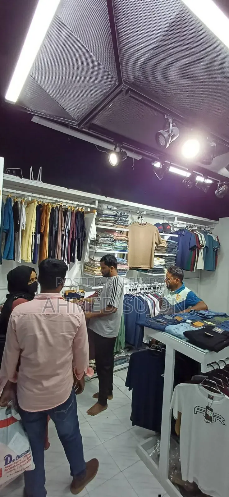 Running Shop Sell Zindabazar