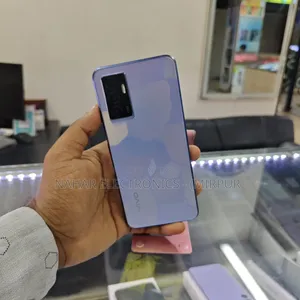 Vivo Y75 128 GB Blue